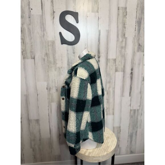 Almost Famous green jacket - Picture 6 of 6